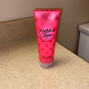 Fresh & Clean lotion